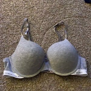 NWOT Victoria’s Secret Tshirt Push-up bra